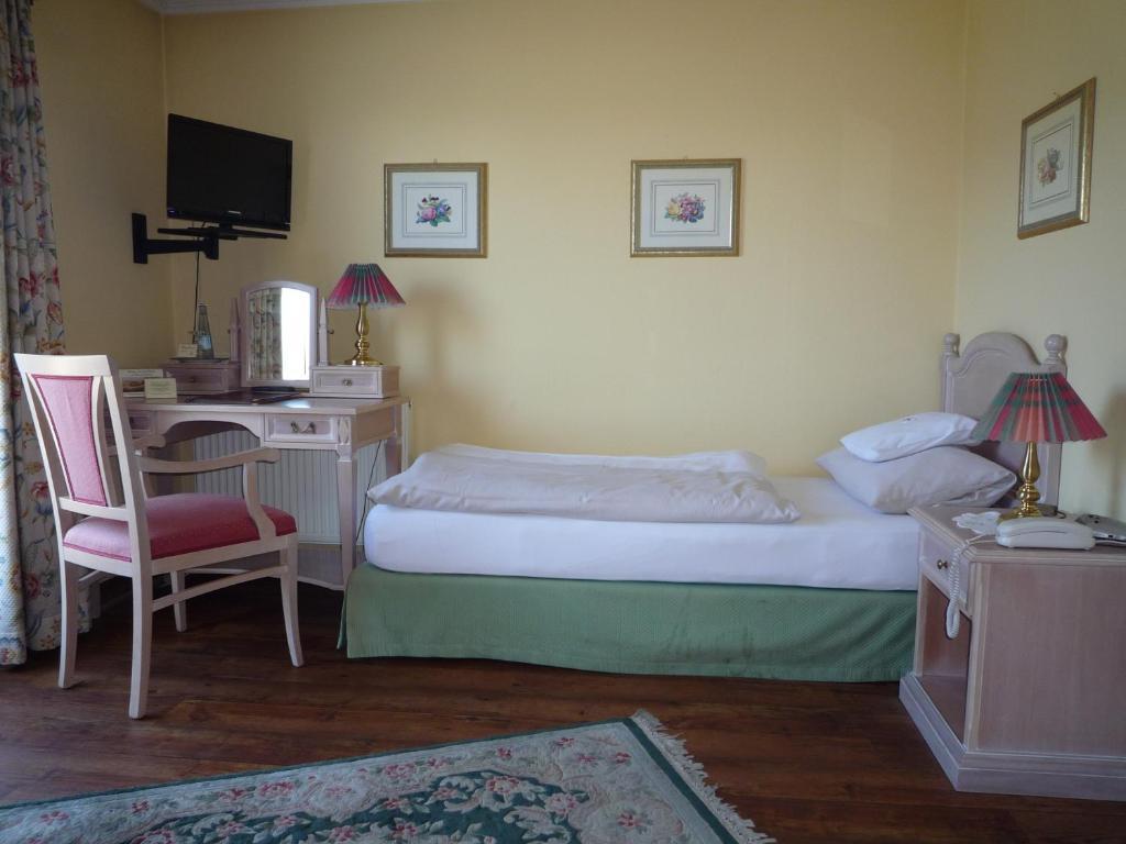 Hotel Behringer'S Traube Badenweiler Habitación foto